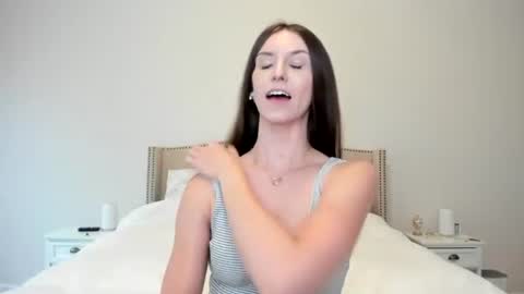 Abigail online show from June 16, 10:47 pm