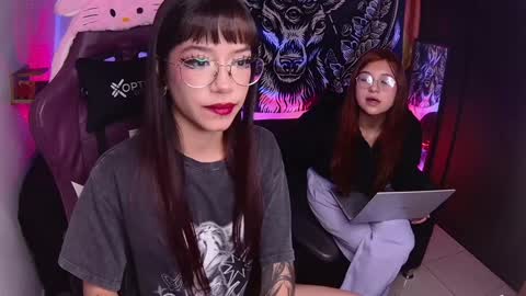 Snapshot of abbylizzyxx chatting on January 17, 2:18 am Abby Lizzy online show from January 17, 2:18 am