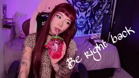 Snapshot of abbylizzyxx chatting on October 7, 11:23 pm Abby Lizzy online show from October 7, 11:23 pm