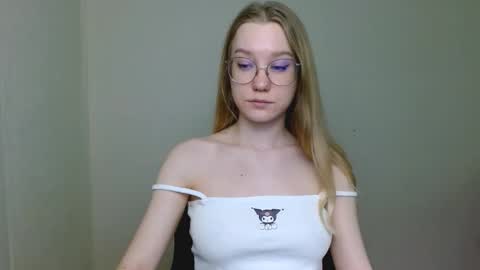 Abby Lovense is active online show from February 26, 11:24 am