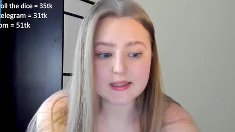 Snapshot of abbywyte chatting on February 8, 11:55 am Abby    Stream at Sat  Sun  Mon  Fri online show from February 8, 11:55 am