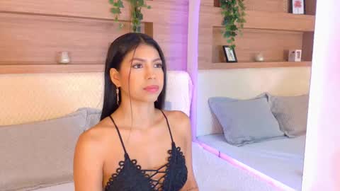 abiehils online show from February 5, 11:36 am