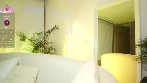 Snapshot of abigail_adamss_ chatting on February 23, 1:13 am Abigail online show from February 23, 1:13 am