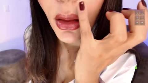 Snapshot of abigail_cruz_ chatting on September 18, 8:02 pm Abigail online show from September 18, 8:02 pm