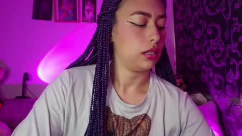 Snapshot of abigail_hobbs2 chatting on February 18, 4:47 pm Aby  online show from February 18, 4:47 pm