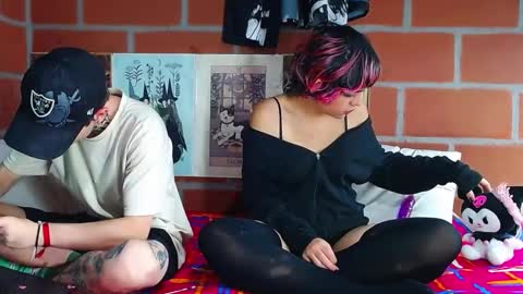 Abigail and Noah online show from December 10, 9:01 am