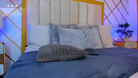    online show from November 8, 12:35 am