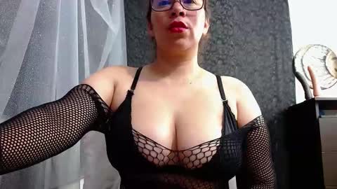 abril_bianchi online show from October 4, 2:26 pm