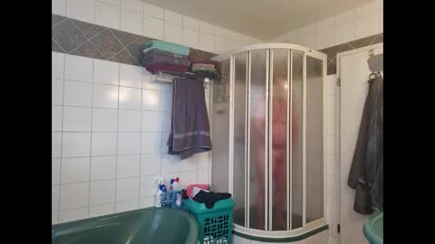 absinthler76 online show from April 27, 8:01 am