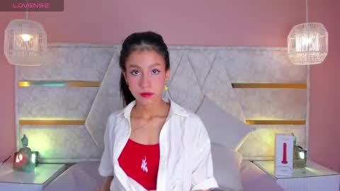Snapshot of aby_lee_ chatting on September 14, 11:44 am Aby online show from September 14, 11:44 am