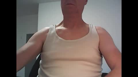 active147 online show from May 1, 10:48 pm