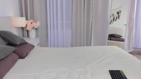 Adam online show from March 5, 8:40 pm