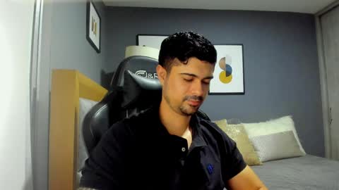 adam clarke online show from April 3, 3:46 am