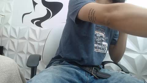 Snapshot of adam_evehotroom chatting on February 16, 8:00 pm adam_evehotroom online show from February 16, 8:00 pm