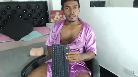 Snapshot of adam_morgan2 chatting on October 9, 5:35 am adam_morgan2 online show from October 9, 5:35 am