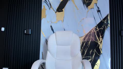 adam_piarse online show from February 28, 10:06 pm