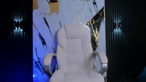 adam_piarse online show from February 25, 4:46 am