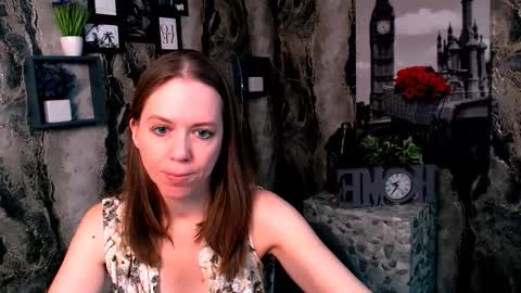 adamais_ online show from December 1, 10:02 am