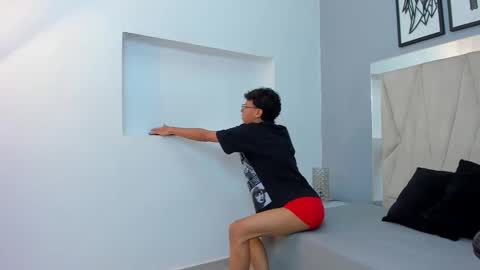 Adams Bobby online show from January 11, 11:49 am