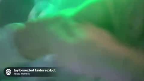 TaylorSexbot online show from May 14, 11:30 am
