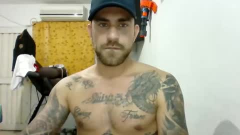 Snapshot of adan_carter chatting on October 14, 6:11 pm adan_carter online show from October 14, 6:11 pm