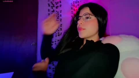 Snapshot of adararose1 chatting on October 20, 6:35 pm Adara online show from October 20, 6:35 pm