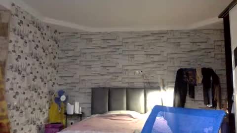 Snapshot of addicta_vera chatting on October 27, 12:49 pm addicta_vera online show from October 27, 12:49 pm