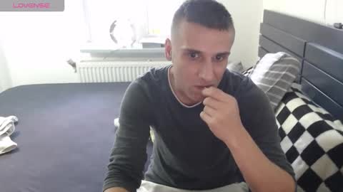 addictedgammer online show from September 24, 9:38 am