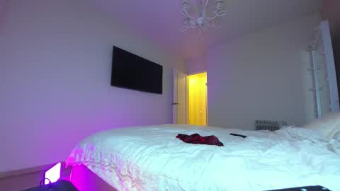 Sabi online show from January 18, 2:26 pm