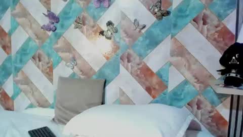 addison_avery online show from July 9, 3:10 am