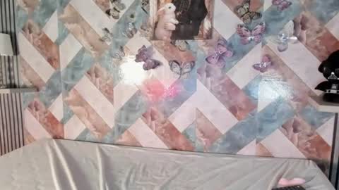addison_avery online show from July 30, 3:18 am
