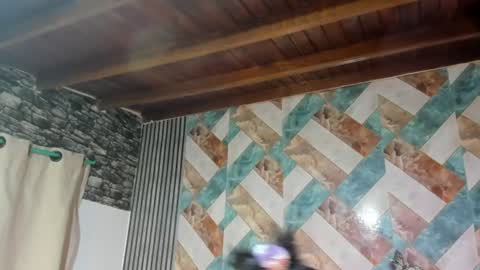 addison_avery online show from July 16, 1:42 am