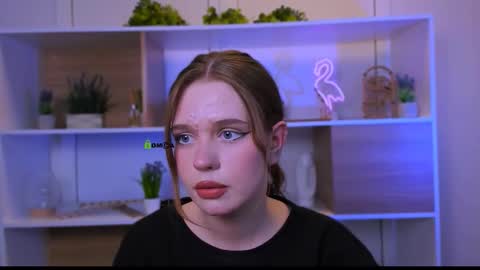 u love online show from September 17, 7:28 pm