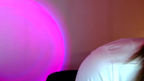 Adele Amore online show from March 2, 11:29 am