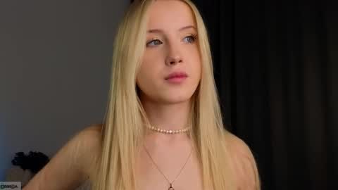 Adele online show from November 14, 11:28 pm