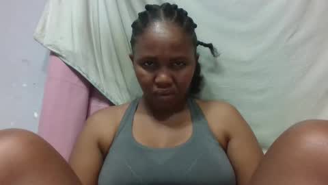 adelealy online show from February 3, 2:53 am