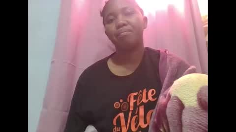 adelealy online show from September 24, 5:03 am