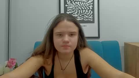 adelecruzz online show from February 15, 1:10 pm