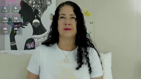 Snapshot of adelesmithh chatting on October 2, 11:53 am Adele Smithh online show from October 2, 11:53 am