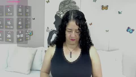 Snapshot of adelesmithh chatting on February 25, 11:32 am Adele Smithh online show from February 25, 11:32 am