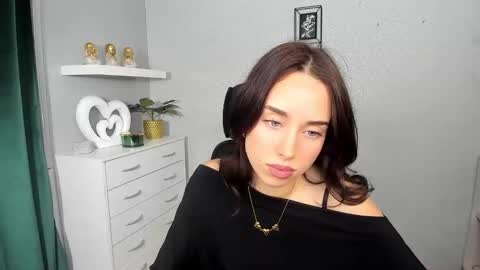 Adele online show from February 20, 6:26 am