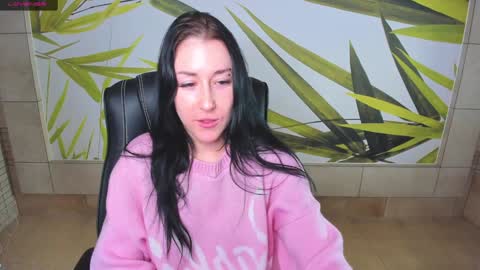 Snapshot of adell_berry chatting on January 14, 5:19 am Adel online show from January 14, 5:19 am