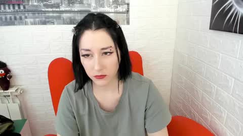 Snapshot of adell_berry chatting on February 15, 6:02 am Adel online show from February 15, 6:02 am