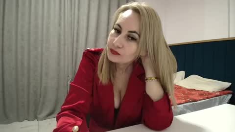 Adellyn online show from February 14, 7:49 pm