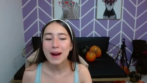 Adhara online show from November 17, 1:46 pm