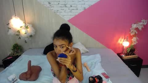 adisson_petite1 online show from November 29, 6:48 pm