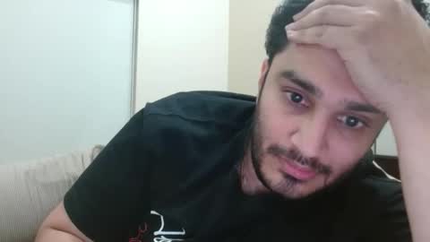 adit56665 online show from December 4, 4:39 pm