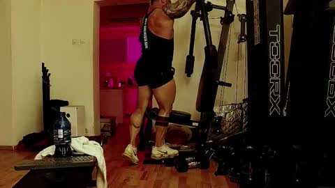 Adonis online show from September 21, 4:44 pm