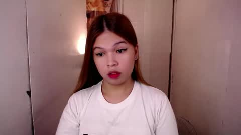 adorabletsforyouxx online show from February 28, 7:14 pm