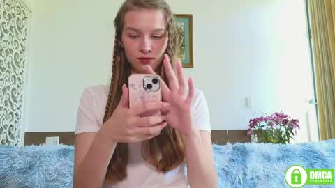 Lia  online show from May 13, 5:17 am
